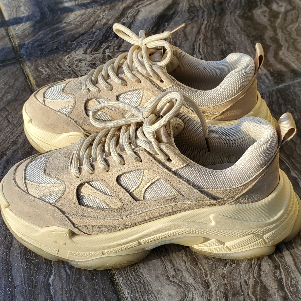 Women's chunky sneakers 7.5